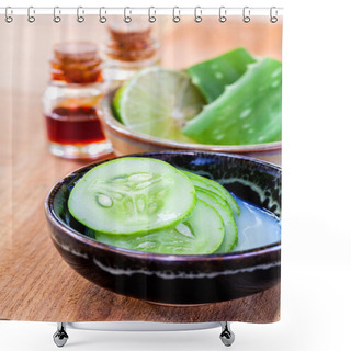 Personality  Natural Spa Ingredients . - Cucumber Homemade Natural Facial Ton Shower Curtains