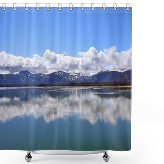 Personality  Alaska Landscape Shower Curtains