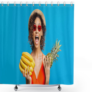 Personality  Emotional Black Girl Holding Bananas And Pineapple Shower Curtains