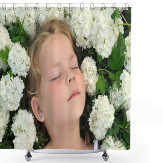 Personality  Little Girl Laying In Flowers - Snowball Shower Curtains