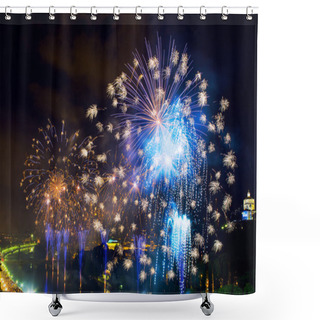 Personality  Turin Celebretions During Summer Shower Curtains