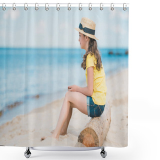 Personality  Little Girl Sitting On Beach Shower Curtains