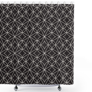 Personality  Vector Seamless Pattern. Modern Stylish Texture. Geometric Striped Ornament. Monochrome Lattice Shower Curtains