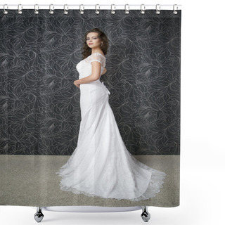 Personality  Beautiful Woman In White Wedding Dress Shower Curtains