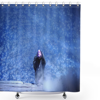 Personality  Chinese Ping Opera Performer Shower Curtains