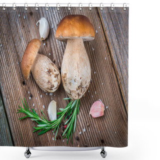 Personality  Porcini Mushroom With Garlic And Rosemary Shower Curtains