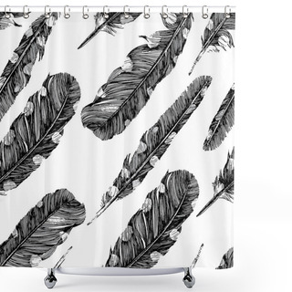 Personality  Hand Drawn Dotted Feathers On White Background Shower Curtains