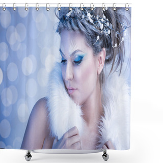 Personality  Snow Queen With Fur  Shower Curtains