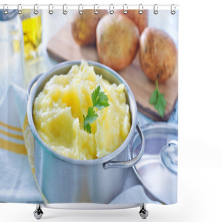 Personality  Mashed Potato In Pan Shower Curtains