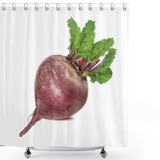 Personality  Beetroot With Leaves Isolated On White Shower Curtains