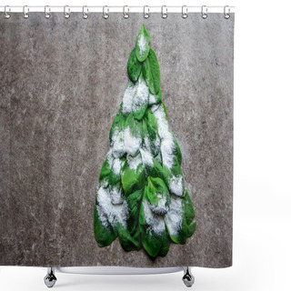 Personality  Christmas Tree From Spinach Leaves Shower Curtains
