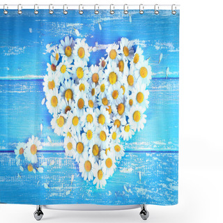 Personality  Chamomile In Shape Of Heart Shower Curtains