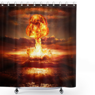 Personality  Explosion Nuclear Bomb In Ocean Shower Curtains