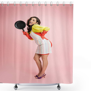 Personality  Full Length Of Excited Housewife In Striped Apron And Red Rubber Gloves Posing With Frying Pan On Pink  Shower Curtains