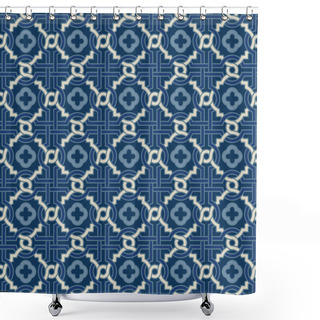 Personality  Tangled Pattern With Quatrefoils Shower Curtains