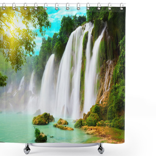 Personality  Detian Waterfall Shower Curtains