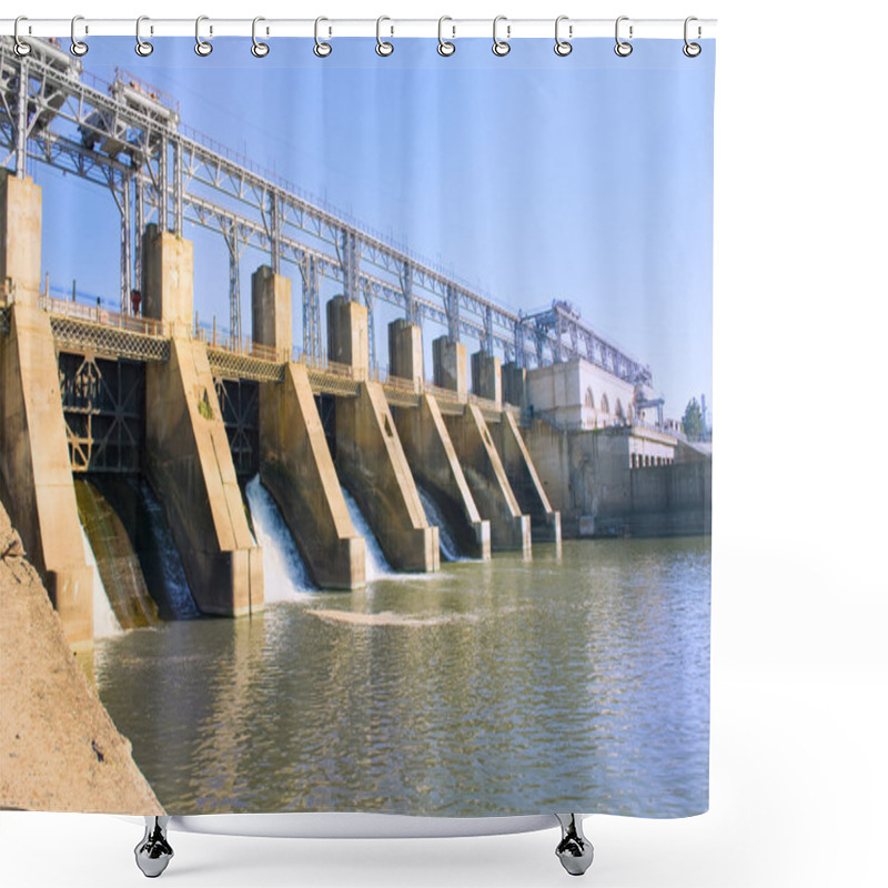 Personality  Dam Shower Curtains