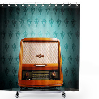 Personality  Vintage Radio Shower Curtains