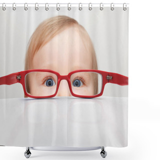 Personality  Glasses 2 Shower Curtains