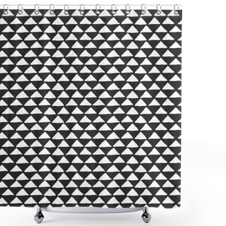 Personality  Black And White Tribal Ethnic Pattern With Triangle Elements Shower Curtains