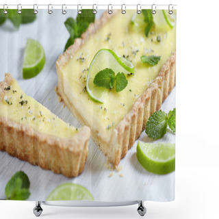Personality  Mojito Pie Shower Curtains