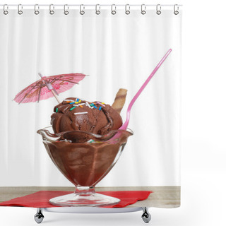 Personality  Isolated Chocolate Sundae With An Umbrella Shower Curtains