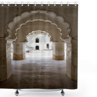 Personality  Arches At Raj Mahal Shower Curtains