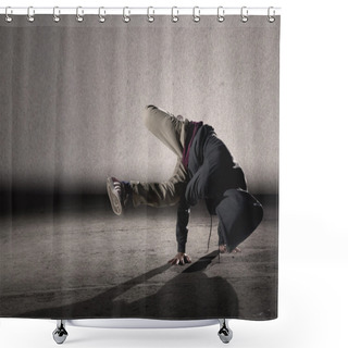 Personality  Cool Breakdancing Style Shower Curtains