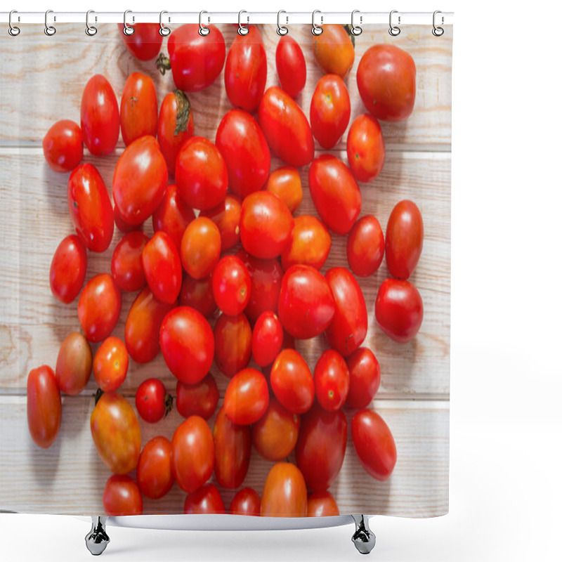 Personality  Group of fresh tomatoes  shower curtains