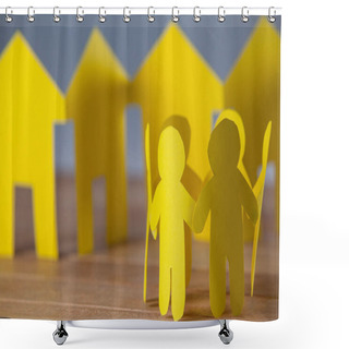 Personality  Paper Cutout People Standing In Circle Shower Curtains