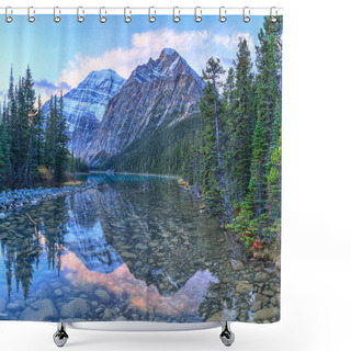Personality  Nature Canada Shower Curtains
