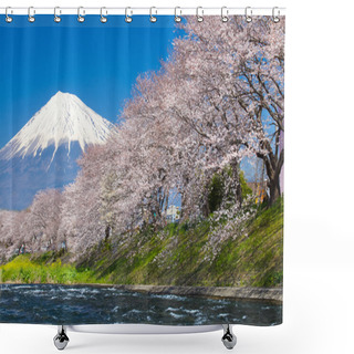 Personality  Mountain Fuji And Blossom Sakura Shower Curtains