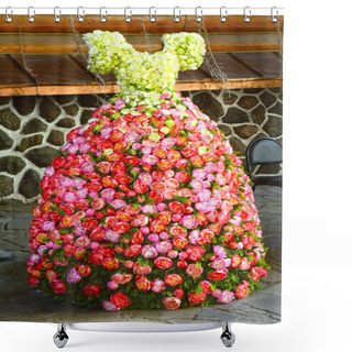Personality  Dress Of Roses Near The Palace Of Marriage Many Different Roses Shower Curtains