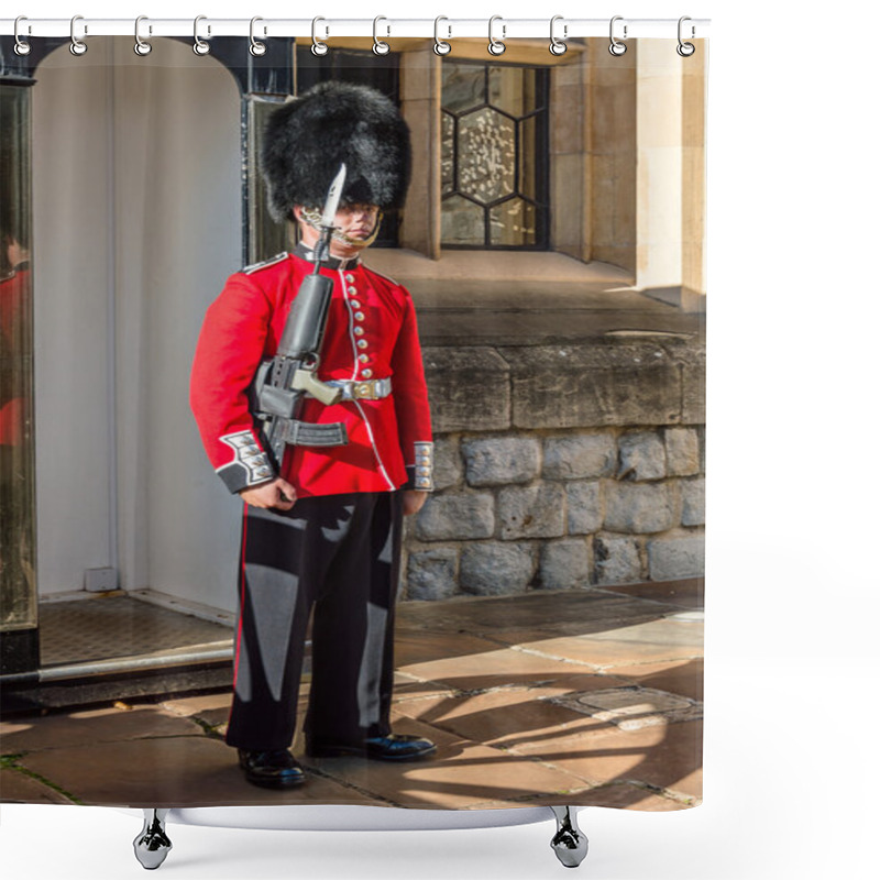 Personality  Soldier At The Tower Of London Shower Curtains