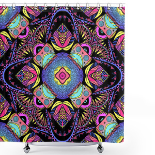 Personality  Seamless Decorative Ethnic Pattern Shower Curtains