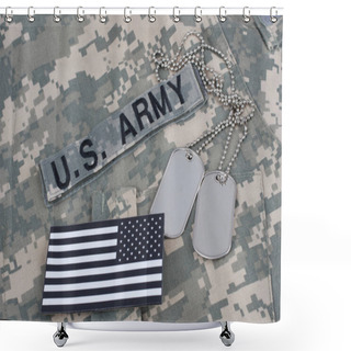 Personality  US Flag Patch With Dog Tag On Army Combat Uniform Background Shower Curtains