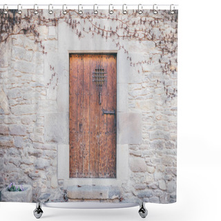 Personality  Antique Medieval Door In Spanish Town Shower Curtains