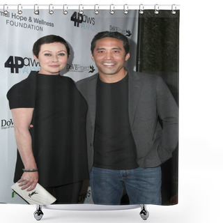 Personality  Shannen Doherty, Marc Ching Shower Curtains