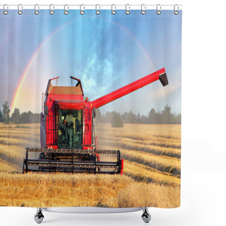 Personality  Harvester Machine With Rainbow Shower Curtains