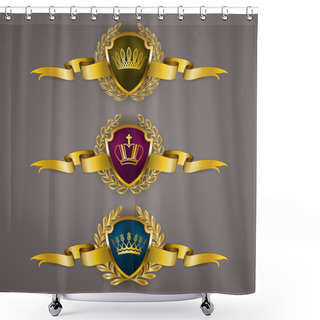 Personality  Golden Shields With Laurel Wreath Shower Curtains