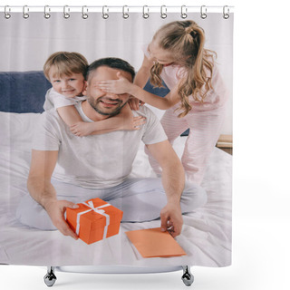 Personality  Happy Man Holding Gift Box And Fathers Day Greeting Card While Adorable Kids Hugging Him And Covering His Eyes With Hands Shower Curtains