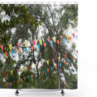 Personality  Colorful Triangular Flags Of Decorated Celebrate Outdoor Party Shower Curtains