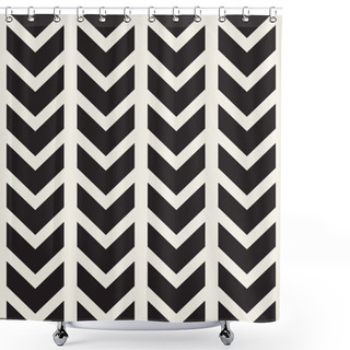Personality  Seamless Vector Pattern. Abstract Geometric Lattice Background. Rhythmic Zigzag Structure. Monochrome Stylish Texture With Lines. Shower Curtains