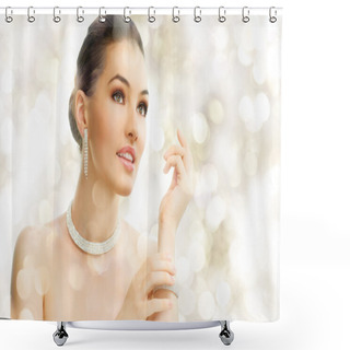 Personality  Woman With Jewelry Shower Curtains