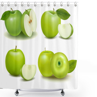Personality  Set Of Green Apple Fruits With Cut And Green Leaves. Vector Shower Curtains