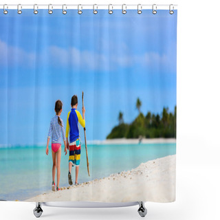 Personality  Kids At Beach Shower Curtains