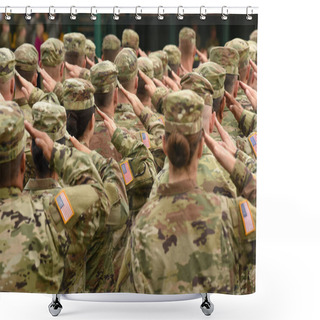 Personality  US Soldiers Giving Salute Shower Curtains