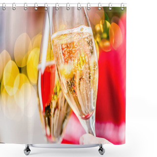 Personality  Couple Toasting With Champagne Glasses Shower Curtains