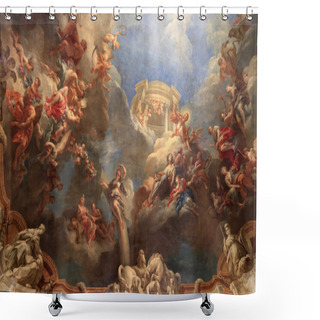 Personality  Palace Of Versailles - Paris Shower Curtains