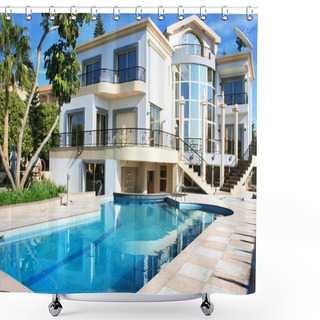 Personality  Luxurious Villa Shower Curtains